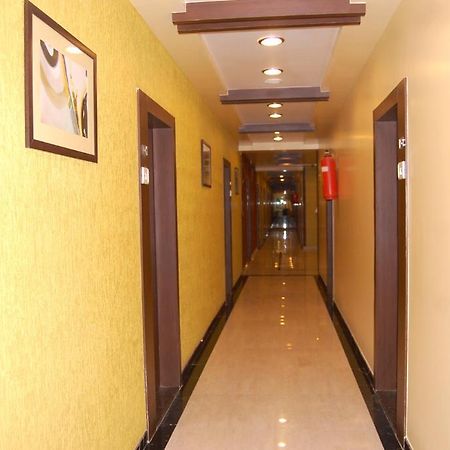 שירדי Hotel Bhagyalaxmi מראה חיצוני תמונה