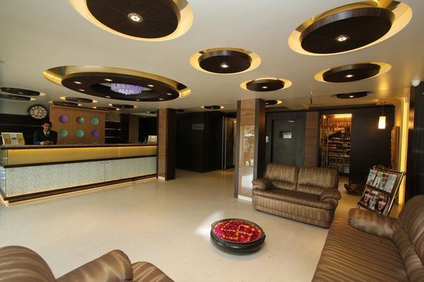 שירדי Hotel Bhagyalaxmi מראה חיצוני תמונה